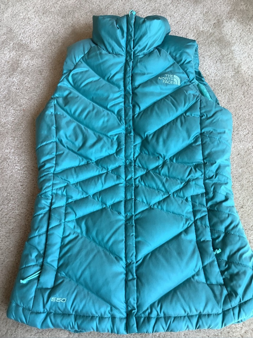The North Face down vest. XS 550